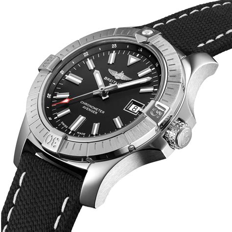 breitling avenger 43 automatic.